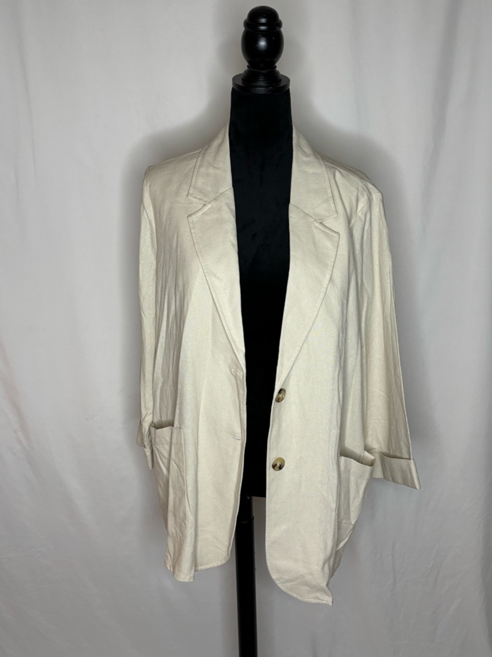 Time and Tru Cream Single-Breasted Relaxed Blazer